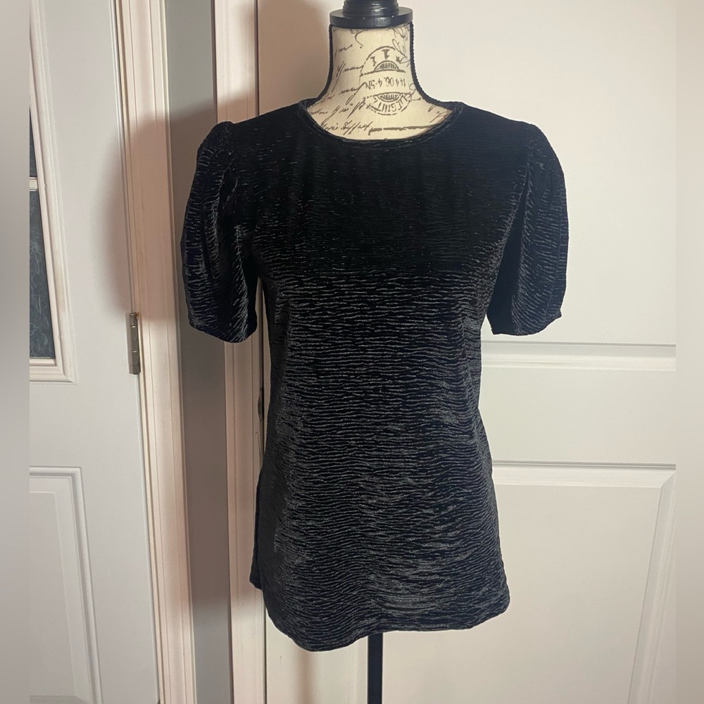 JS2m Black Vintage Textured Velvet Puff Short‎ Sleeve Top Medium/M L